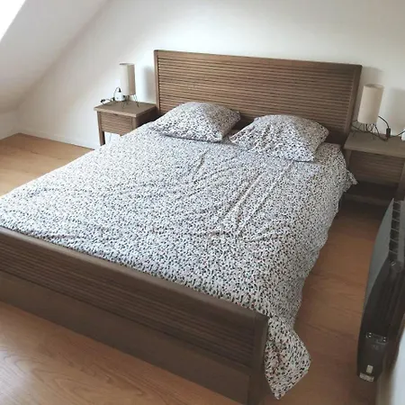 Apartment Up & Down By Beds76 *