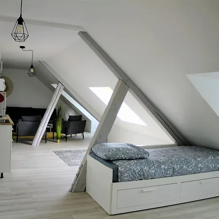 Up & Down By Beds76 *