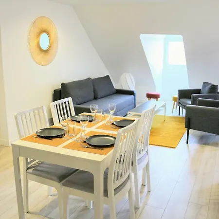 Up & Down By Beds76 Rouen