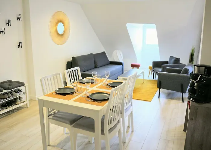 Up & Down By Beds76 Rouen