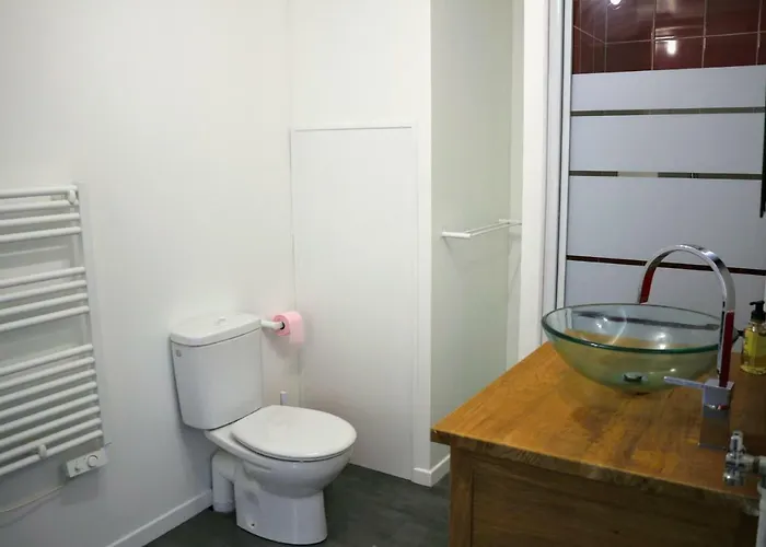 Up & Down By Beds76 Apartment *